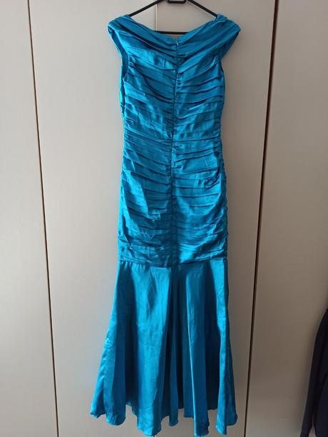 Spoločenské šaty, 36