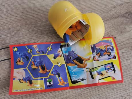 Kinder hračka vu092, 