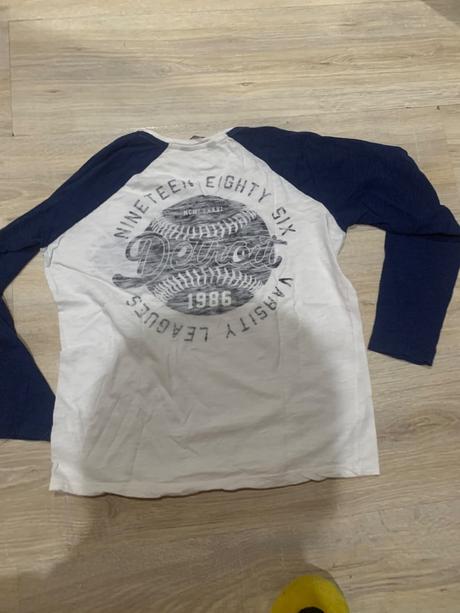 Tricko11az12r, rebel,146