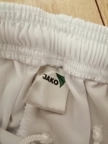 Športové kraťasy, 110