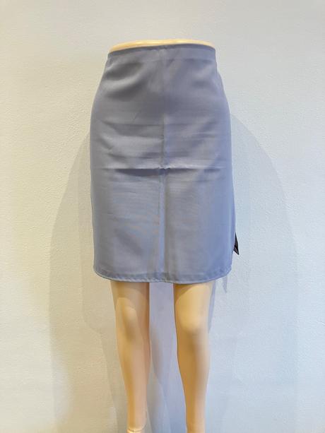 Dámska puzdrová biznis sukňa sivá, l