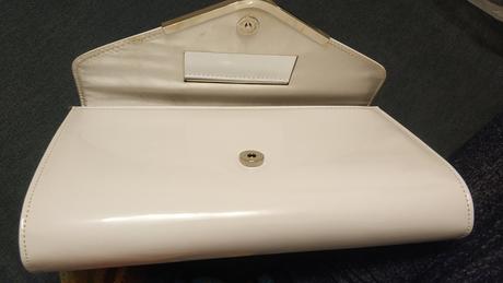 Biela lakovaná kabelka, clutch,