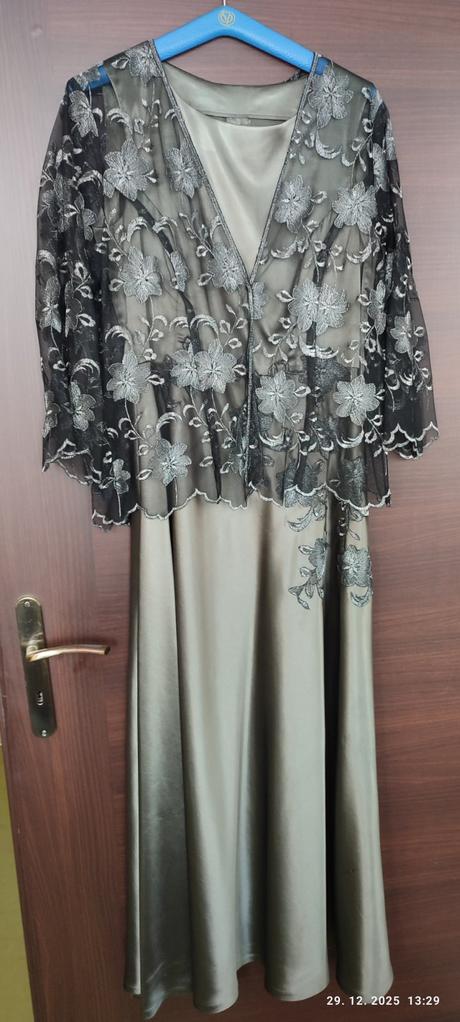 Spoločenské šaty, l