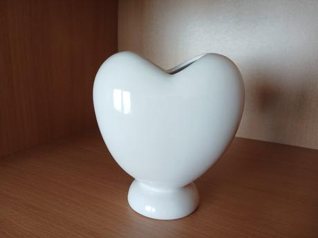 Keramická váza v tvare srdca 15 cm,