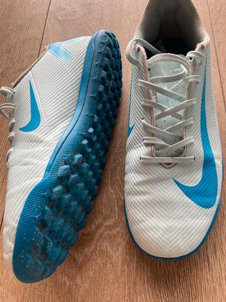 Tarify, nike,39