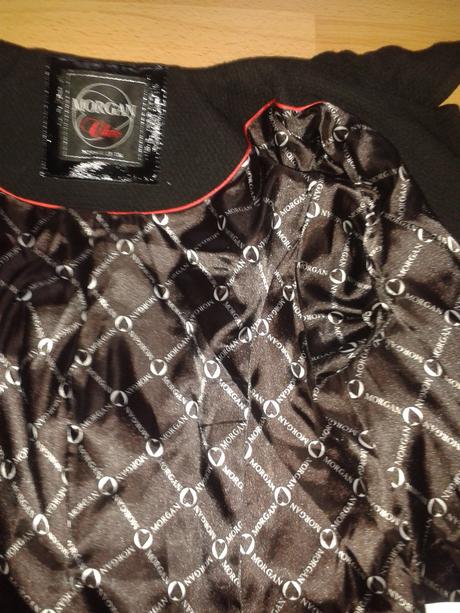 Cierny kabat zn morgan, 40