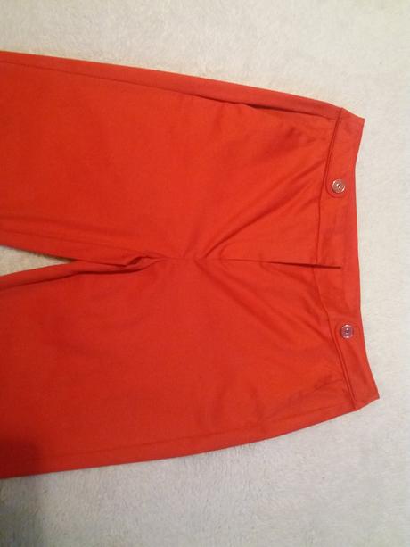 Cervene nohavice, f&f,38