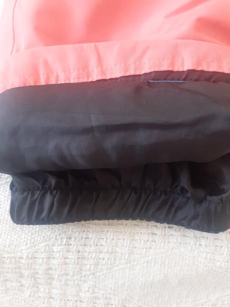 Kvalitné lyžiarske nohavice, 158