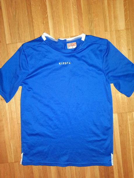 Futbalové funkčné tričká , nové, cena 3e/ks, decathlon,146