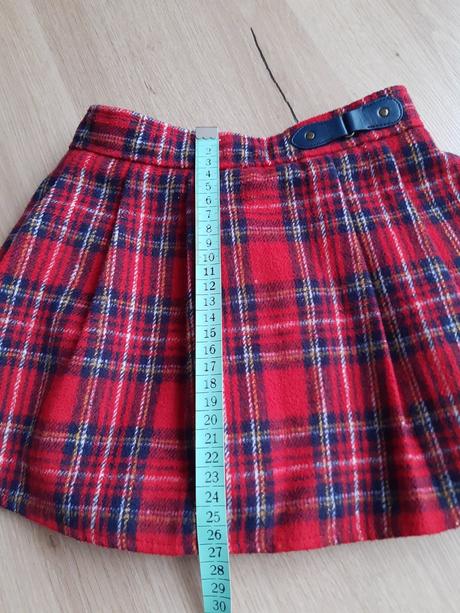 Károvaná sukňa, st. bernard,104