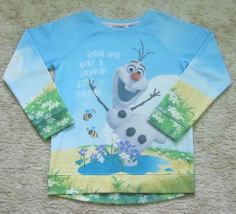 Sveter s motívom olafa, next,140