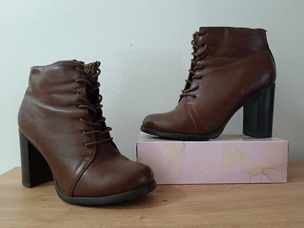 Čižmy z pravej kože 38, 38