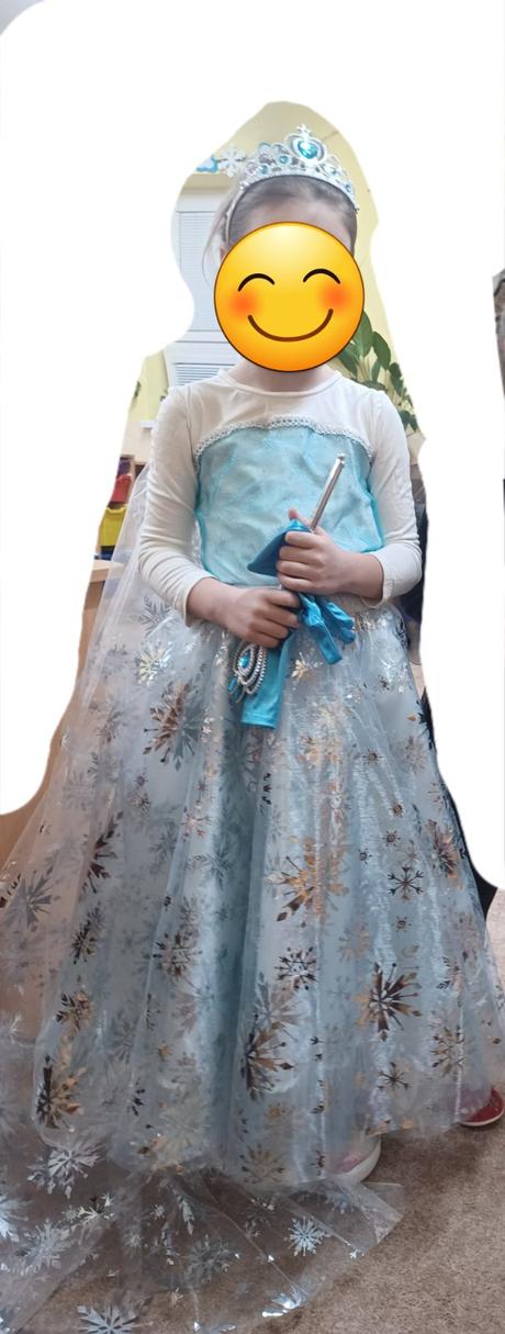 Elza sukňa a plášť, 