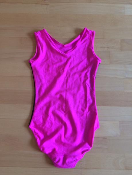 Gymnastický dres, 146