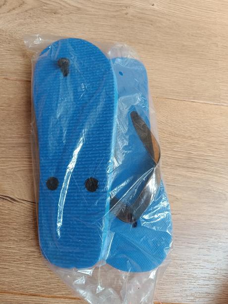 Modre zabky 36/38, 36