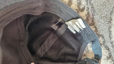 B3505 šiltovka, reserved,140