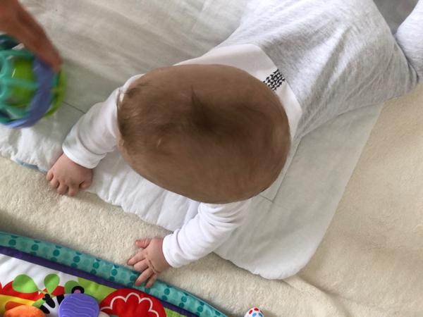 Má môj synček zležanú hlavičku?