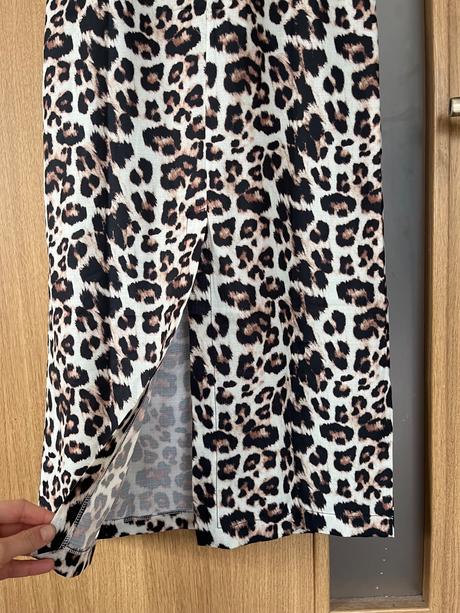 Letné šaty so zvieracím vzorom, s