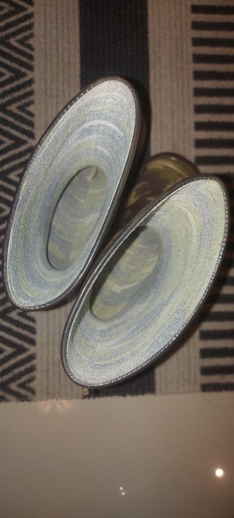 Maskačove gumáky, 25