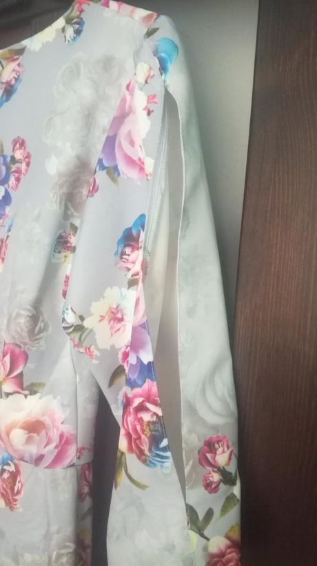 Predám spoločenské šaty, 38