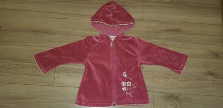 Bordová bundička, 98