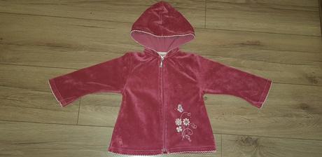 Bordová bundička, 98