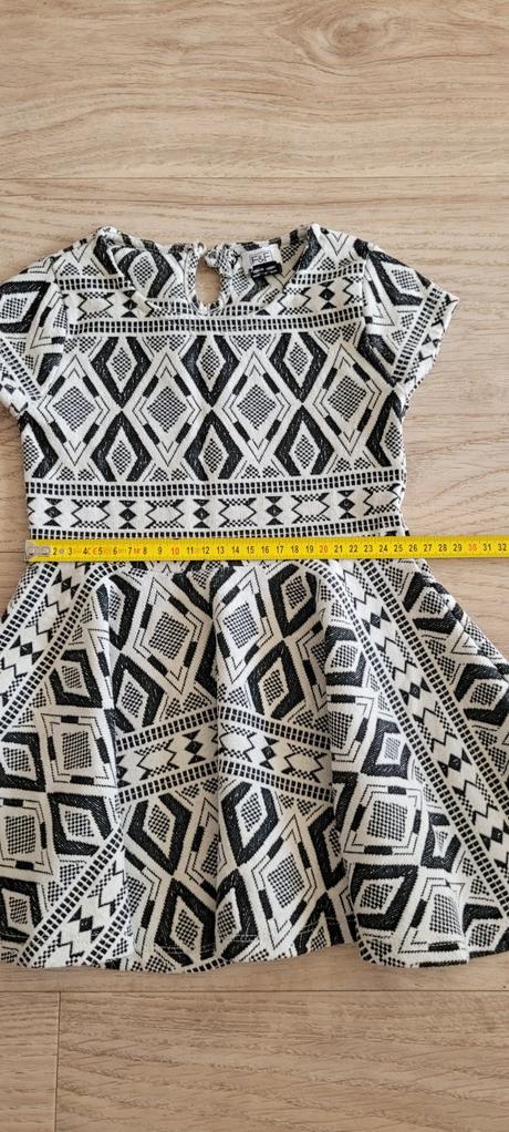 Saty pre paradnicu, f&f,104