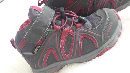 Tenisky treksta goretex, 30