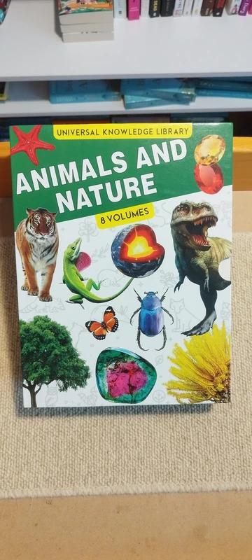 Universal knowledge library - animals and nature,