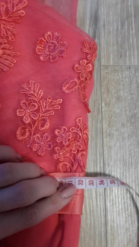 Spoločenské šaty, s