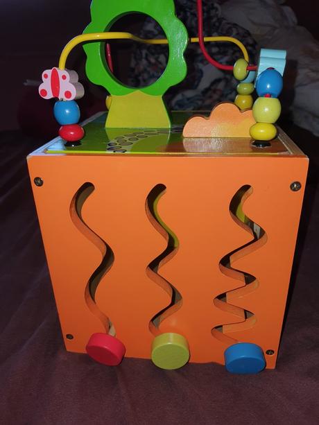 Bino motoricka kocka,