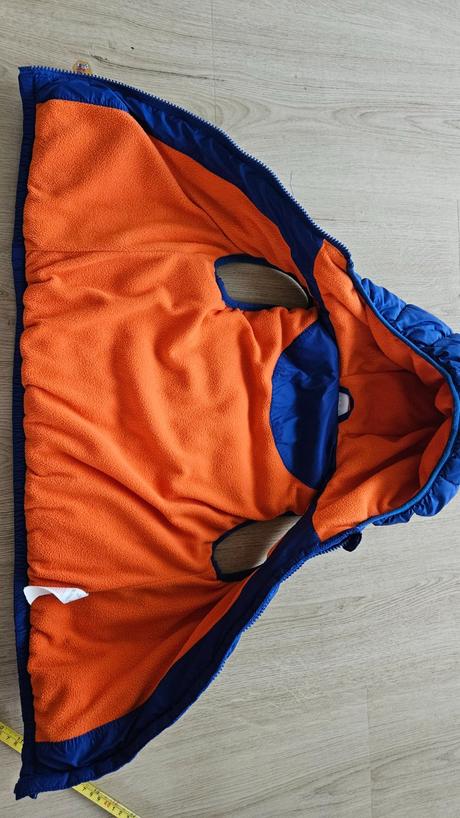 Modrá vesta, f&f,104