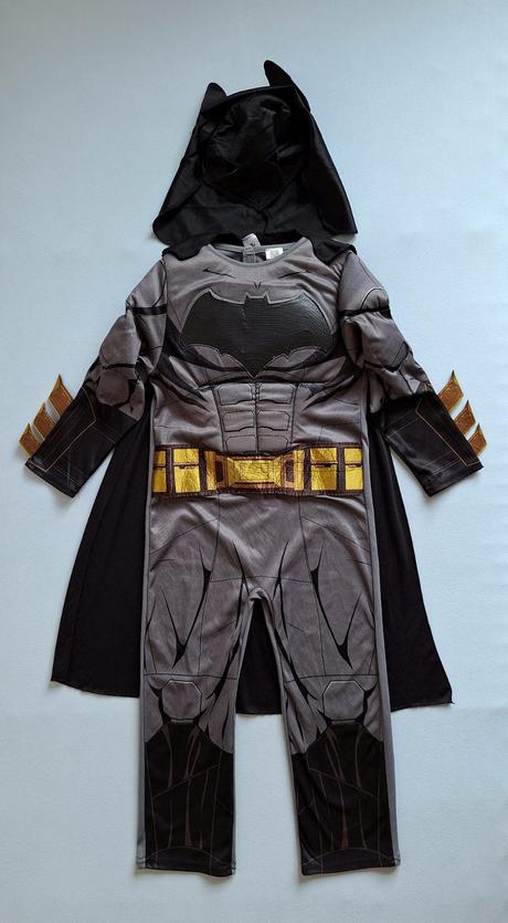 Batman justice league deluxe kostým v.110-116,