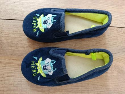 Chlapčenské papučky, 25