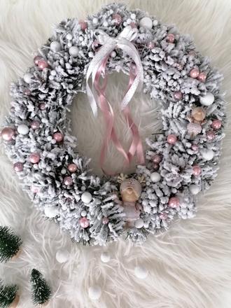 Vianočný veniec baby pink,