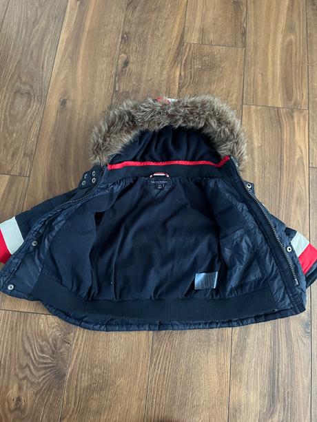 Tommy hilfiger zimna perova bunda, tommy hilfiger,80