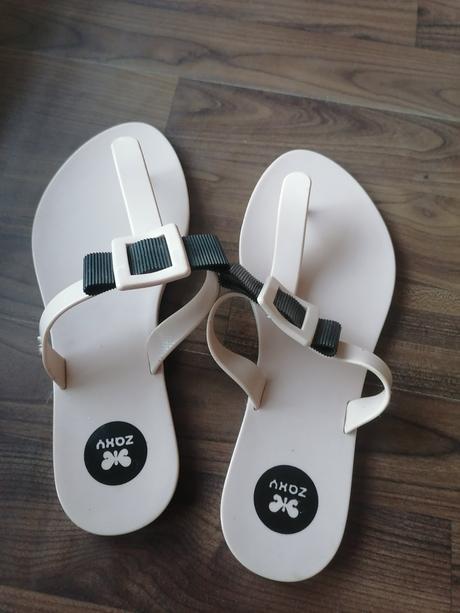 Slapky zaxy, zaxy,38