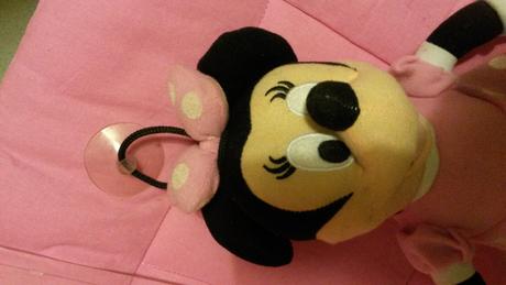 Minnie na zavesie na prísavku,