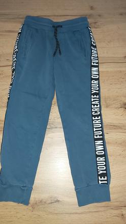 Teplaky, reserved,116