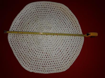 Hackovane koberceky z noveho materialu,