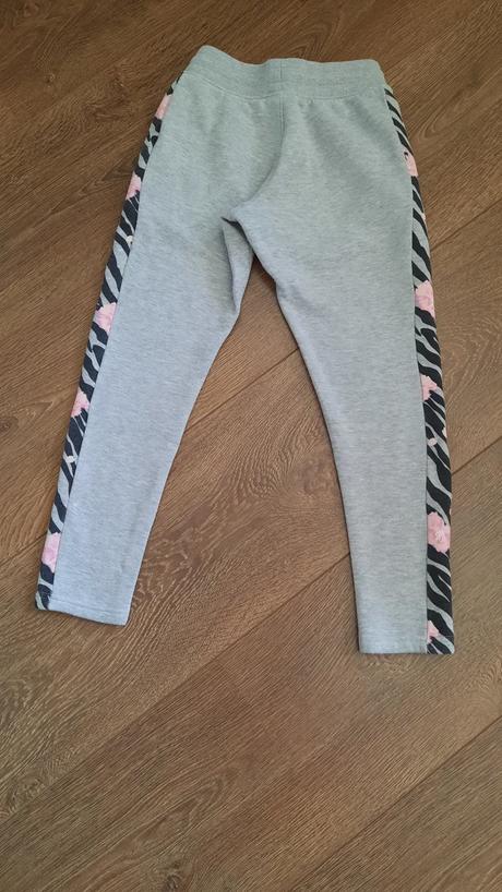 Tepláky energetics v.140, 134