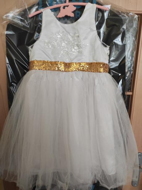 Šaty na svadbu, 128