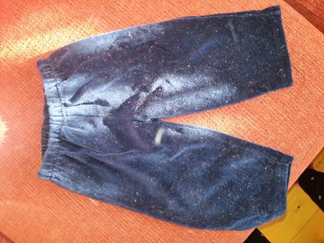 Zamatove teplaky, 74