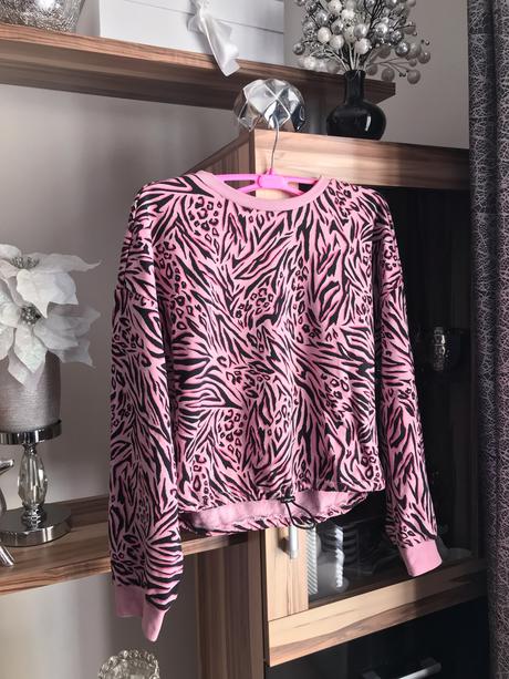 Oversize crop mikina, atmosphere,s