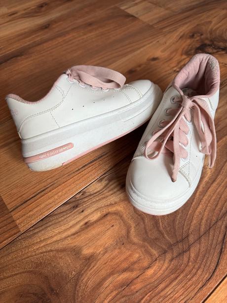 Tenisky - botasky, 31