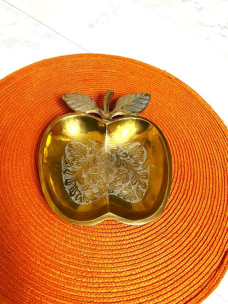 Mosadzné jabĺčko, 