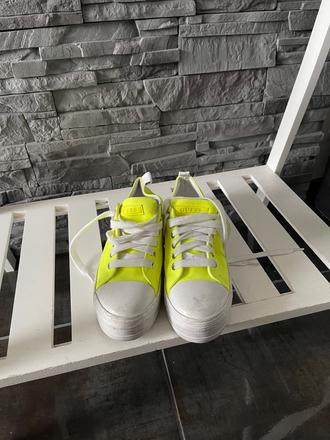 Guess v.36, guess,36