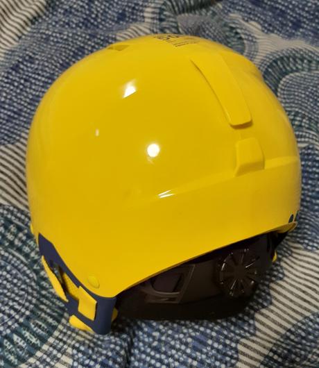 Prilba na lyze, korcule..., xs