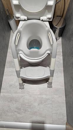 Stolička na wc,