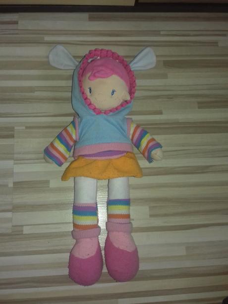 Plyšová bábika, 